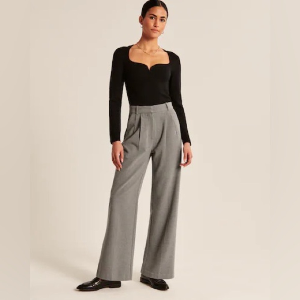 Abercrombie & Fitch Tailored Wide Leg Trousers